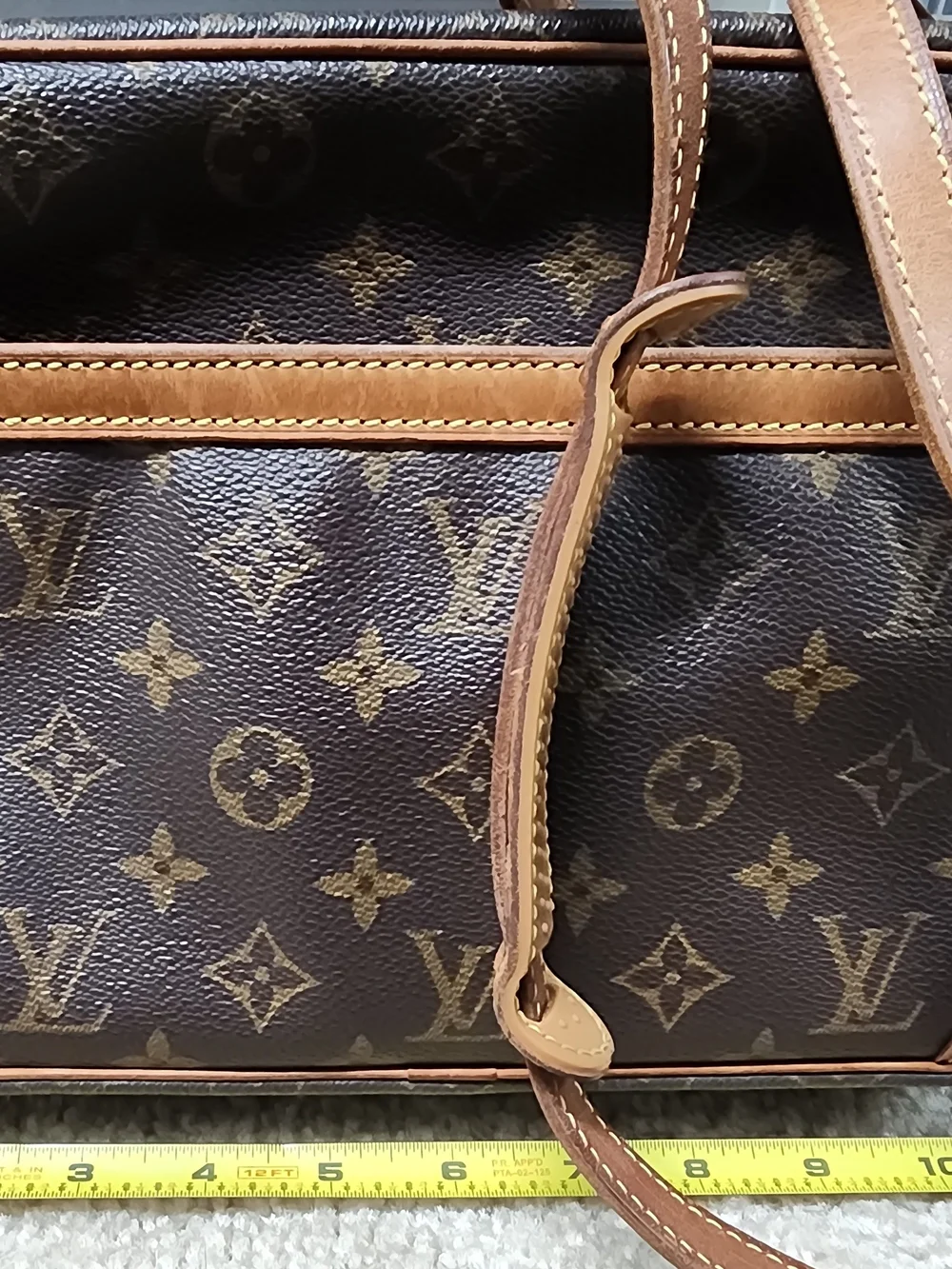 Louis Vuitton Trocadero 30